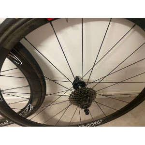 Roues zipp 202 303 à boyaux