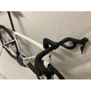 Specialized tarmac sl8 expert 2025